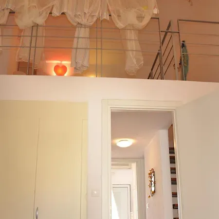 Holiday home Blue Haven Maisonette, #feelslikehome